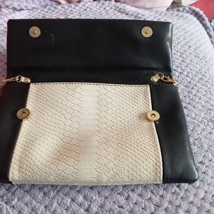 Black and white wristlet purse